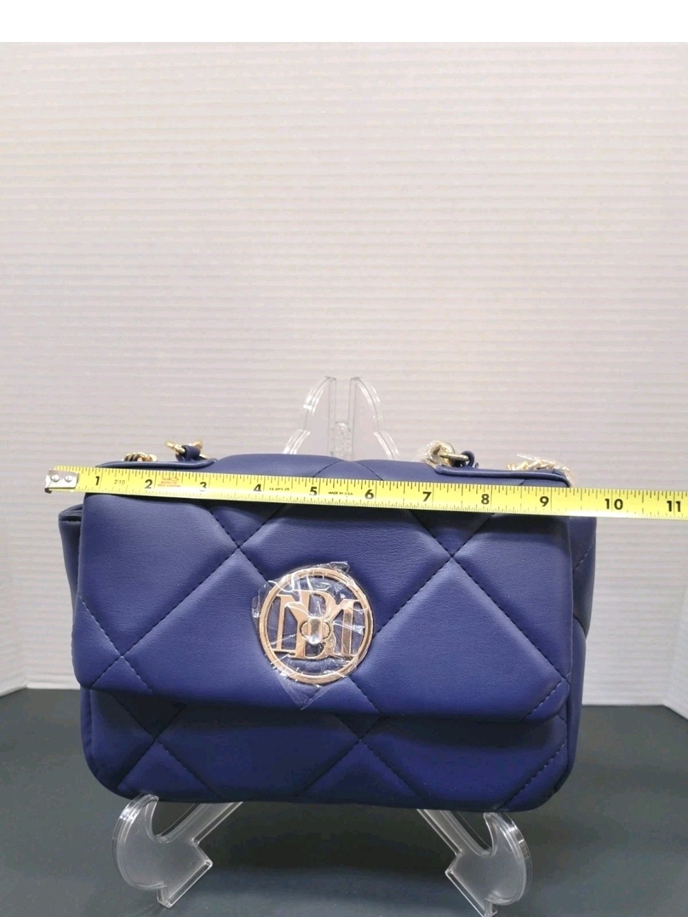 Badgley Mischka Periwinkle Quilted Crossbody Bag with Gold Logo & Chain New! - Picture 8 of 10